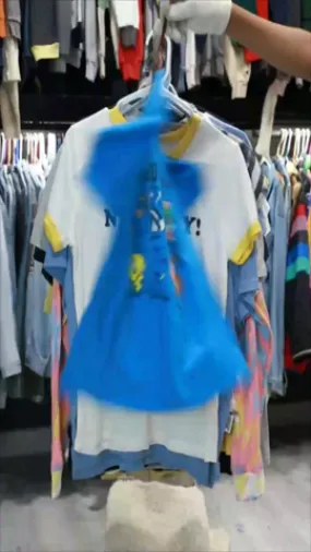 CR795 Looney Tunes T-Shirts