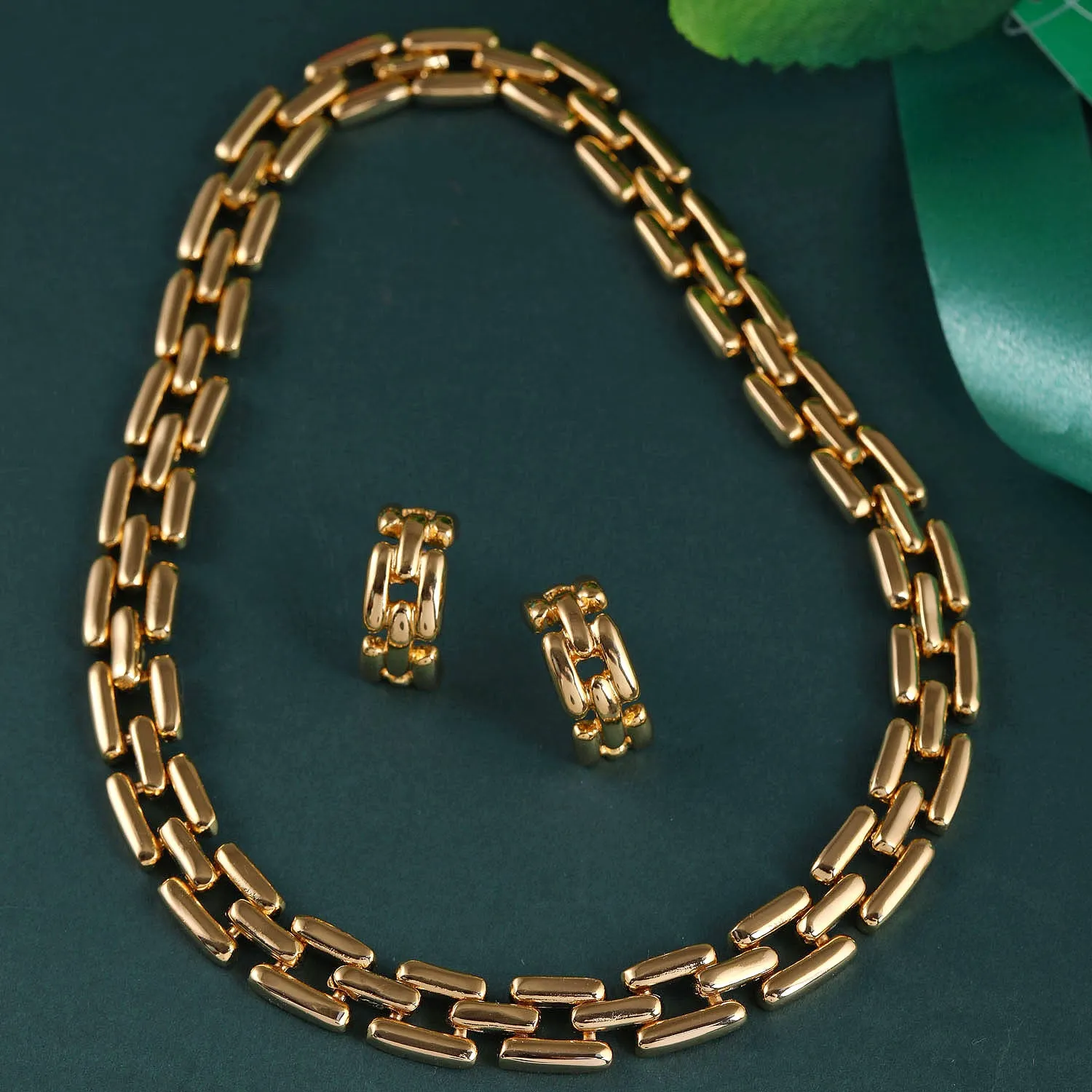 Estele - 24 KT Gold Plated Interlink Chain Necklace Set
