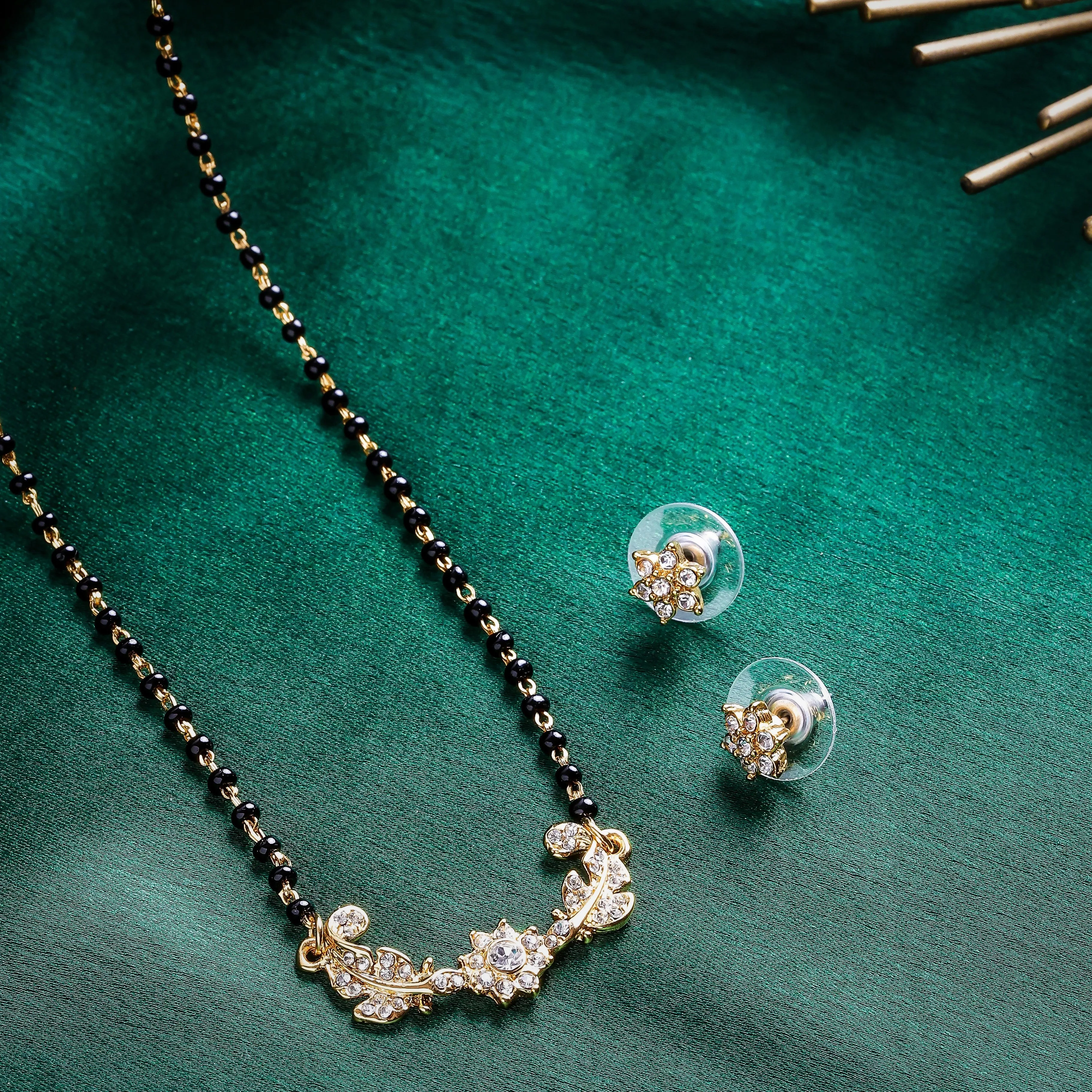 Estele Gold Plated Elegant Floral Leafy Textured Mangalsutra Necklace Set with Austrian Crystals for Women